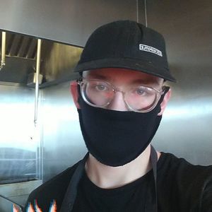 Meet your Posher, Aaron